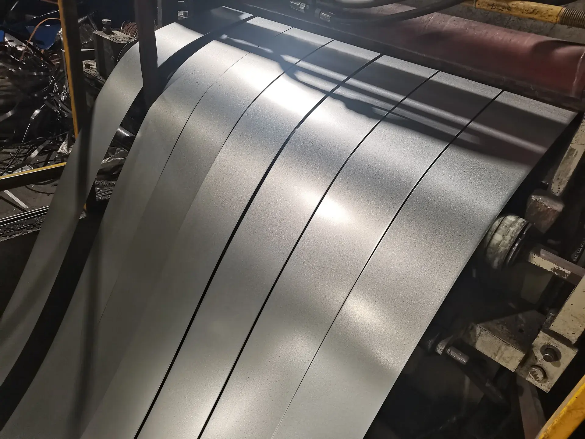 Galvalume Steel Strip - Al-Zn Slit Coil 30-600mm surface close up
