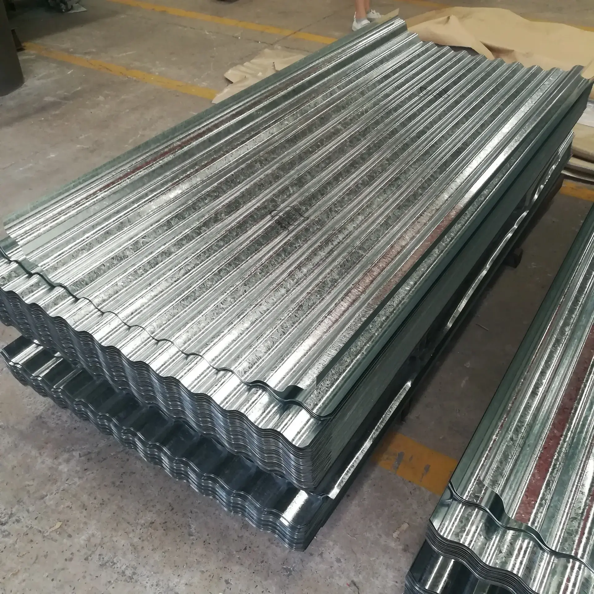 Lámina corrugada para techo de acero recubierto de aluminio-zinc - panel de techo GL
