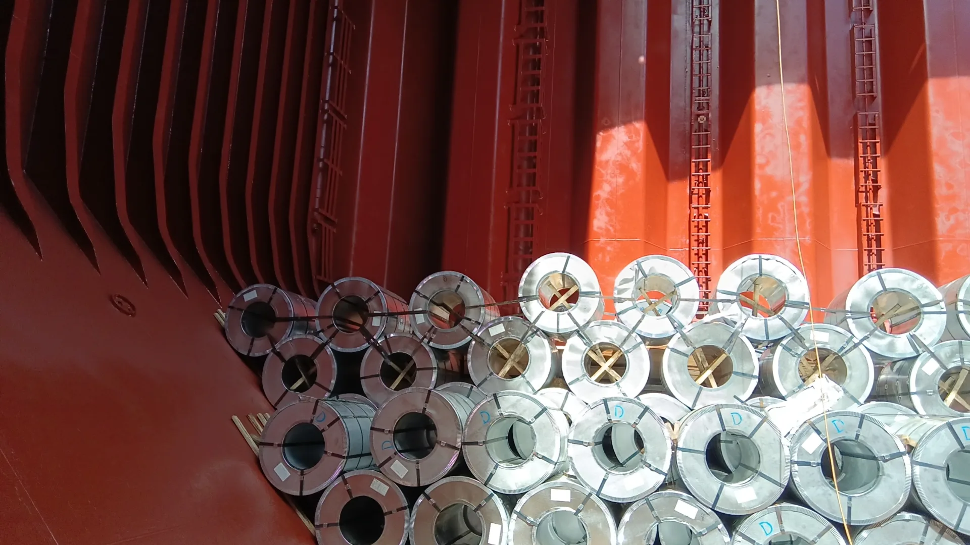 Break bulk vessel shipment of Galvalume Steel Strip - Al-Zn Slit Coil 30-600mm
